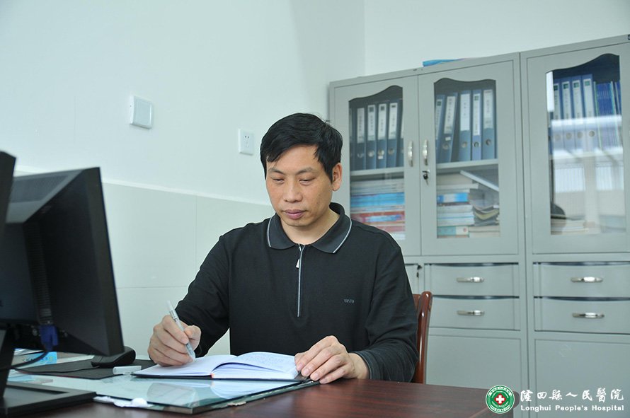 隆回縣人民醫(yī)院院長，書記新春賀詞