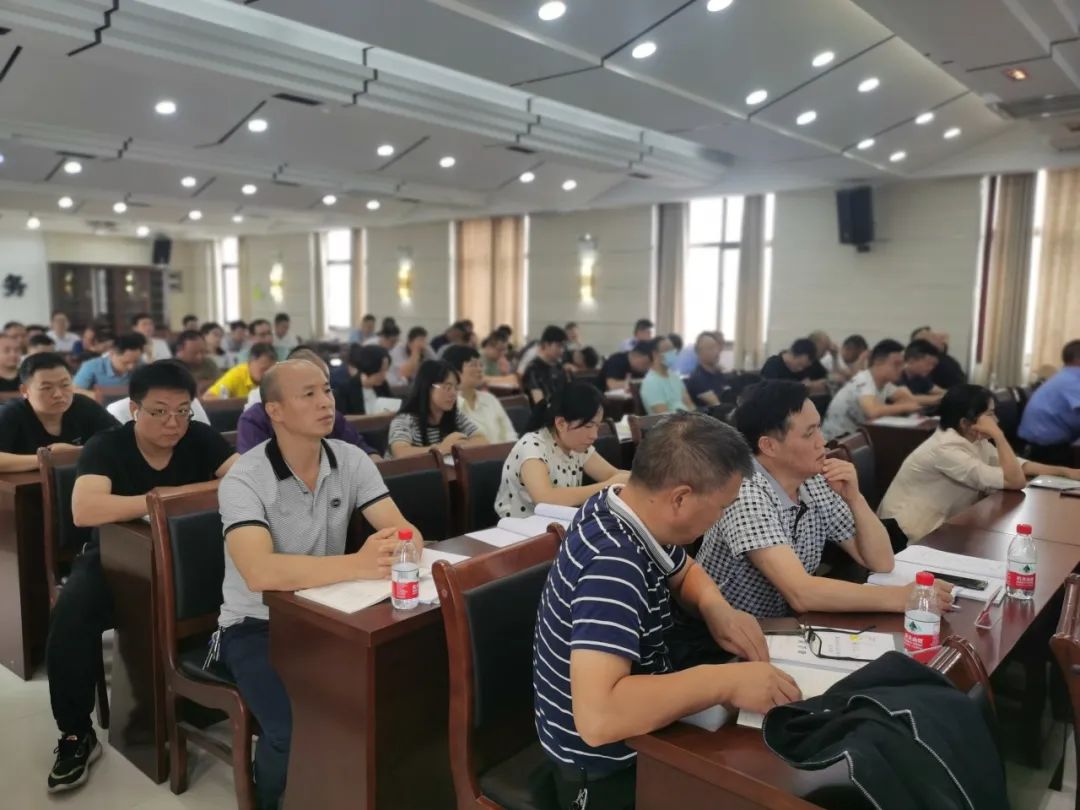 隆回縣人民醫(yī)院：黨員輪訓(xùn)筑根基，以學(xué)促行強(qiáng)堡壘