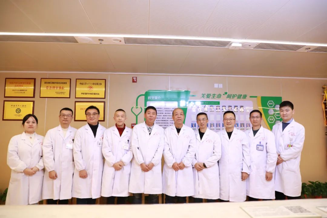 雙瘤并治！我院胸外乳甲科一次手術(shù)根除肺部及胸骨后甲狀腺腫瘤